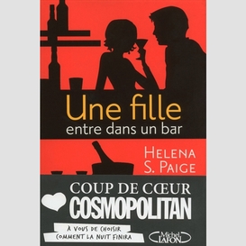 Une fille entre dans un bar