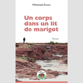 Un corps dans un lit de marigot